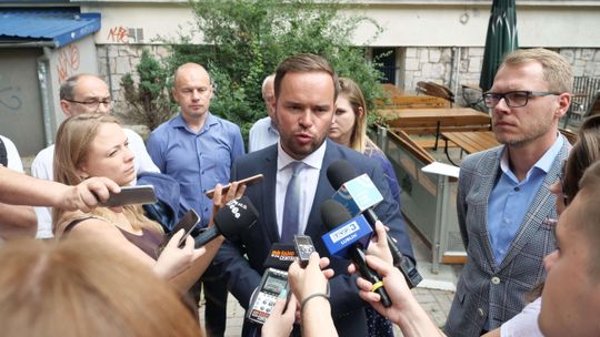 Awantura o znaną kawiarnię w centrum Lublina. PO pyta o browar i o to czyje interesy reprezentuje radny PiS
