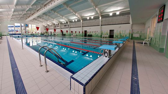 Awaria. Basen w Parczewie nieczynny 