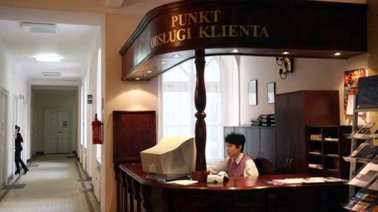 Awaria u marszałka: Milczą telefony i nie ma strony internetowej