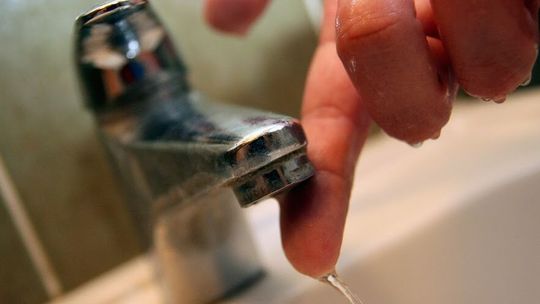 Awaria wodociągowa w Świdniku. Cztery ulice bez wody