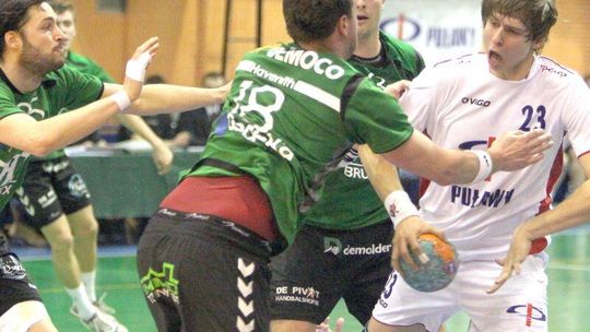 Azoty Puławy - Initia Hasselt 29:29, Belgowie grają dalej