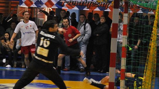 Azoty Puławy przegrały w końcówce z MMTS Kwidzyn 28:32