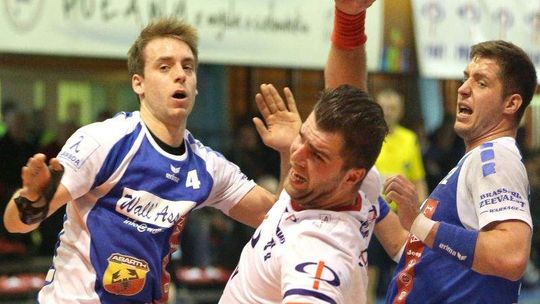 Azoty Puławy – Śląsk Wrocław 32:25, Kus odchodzi do Kielc