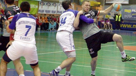 Azoty Puławy w niedzielę o godz. 18 zmierzą się z PGE Stalą Mielec