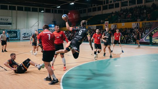 AZS AWF Biała Podlaska gra z outsiderem już w piątek, Padwa Zamość jedzie do Legnicy