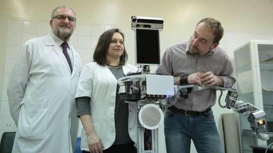 Badanie na odległość wkrótce możliwe? Na robota z Lublina czekają lekarze z całego świata