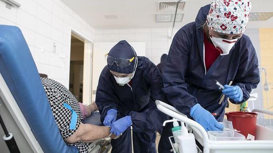 Badanie nad immunoglobuliną. Na razie włączono do niego kilkudziesięciu pacjentów