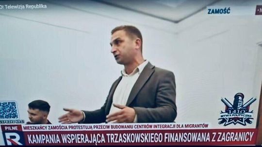 Bąkiewicz na sesji rady miasta. Policja umarza postępowanie