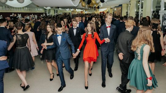Bal gimnazjalny w Szkole Podstawowej nr 28 w Lublinie [zdjęcia, wideo]