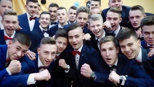 Bal w Gimnazjum nr 16 im. Fryderyka Chopina w Lublinie (zdjęcia)