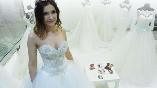 Bańki, dym i fotobudka. Ślubna moda: jak zorganizować wesele? (ceny)