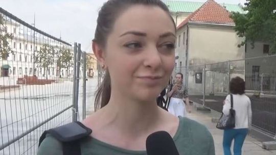 Baobab do wycięcia. Mieszkańcy: "Z placu zrobili lotnisko", "Nie da się go ratować w nieskończoność"