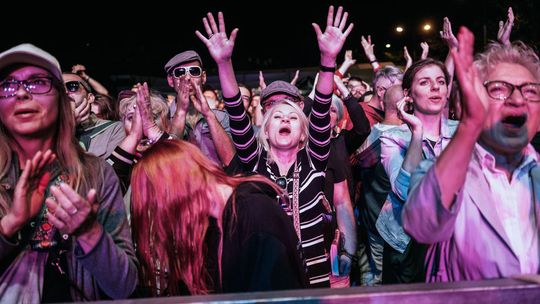 Bardzo inne Inne Brzmienia 2020. Kto wystąpi? Nowe zasady wstępu na koncerty