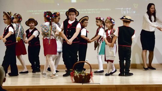 Bardzo ważna romsko-ukraińsko-żydowska lekcja w ZS nr 5 [zdjęcia]