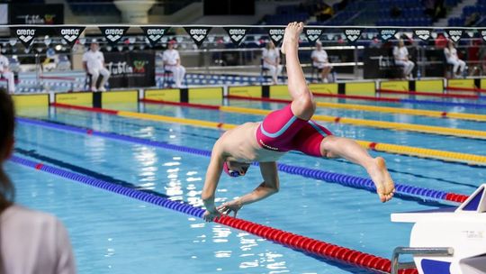 Baseny w Lublinie zamknięte. Ale nie dla każdego