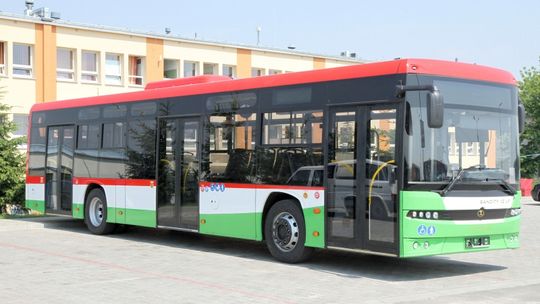 Baterie słoneczne na autobusach. Będą oszczędności