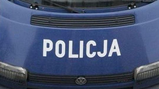 Bawili się razem. Potem zaatakowali nożem i okradli