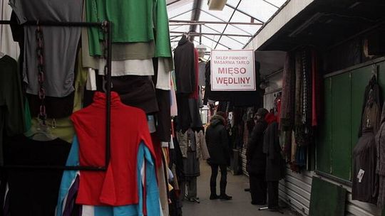 Bazar nie musi drżeć o umowę