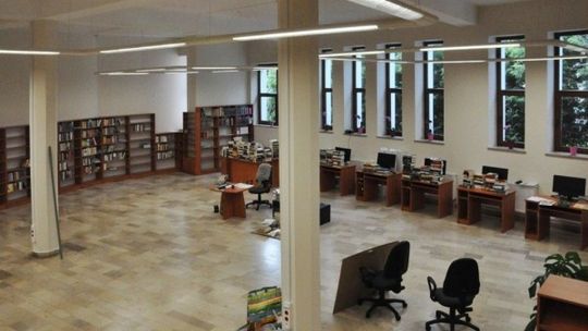 Bazylianówka ma bibliotekę. Na czytelników czeka 4,6 tys. woluminów