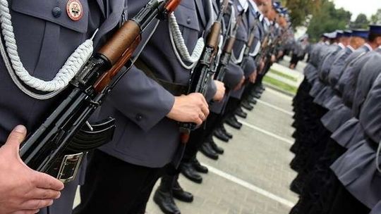 Będą podwyżki dla służb mundurowych