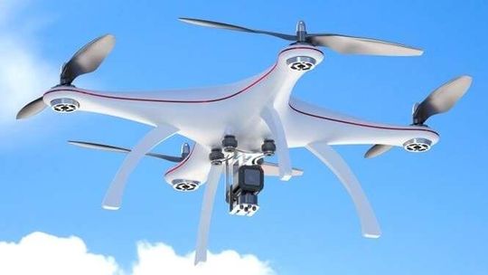 Będą szkolenia na operatora drona. Uczelnia dostała zgodę ULC