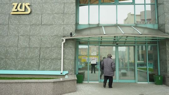 Będzie mniej formalności przy ubieganiu się o zasiłek macierzyński lub pogrzebowy