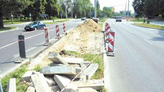 Będzie niewygodnie, będzie równo. Zamykają odcinek ul. Bohaterów Monte Cassino