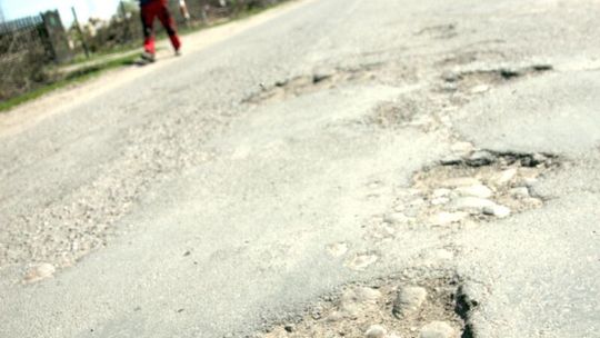 Będzie remont dziurawej drogi w Świdniczku