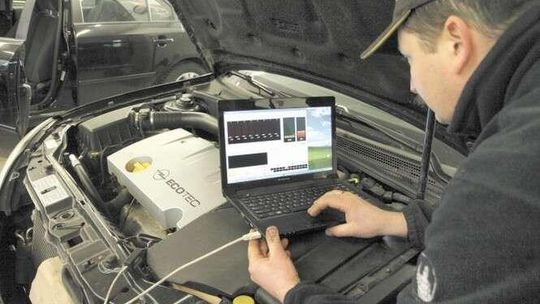 Będzie trudniej przejść przegląd rejestracyjny samochodu. Koniec pieczątek "po znajomości"?