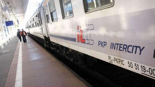 Będziemy skazani na busy? Mamy stracić kolejne pociągi
