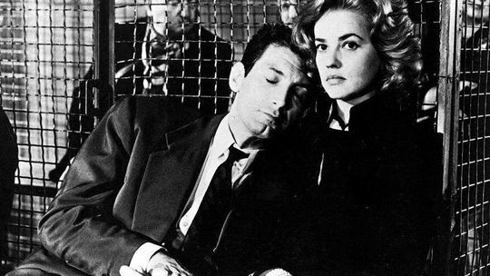 Benshi online: "Windą na szafot"