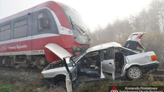 Berejów: 35-latek wjechał pod szynobus i zginął. Dwie osoby w szpitalu