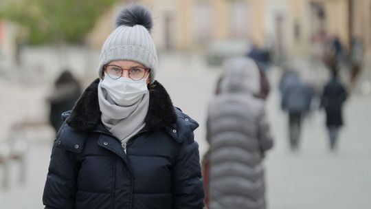 Bez maseczek, kwarantanny i izolacji. Minister zdrowia zapowiedział zniesienie obostrzeń