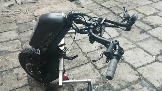 Bez tego niemal nie mogła funkcjonować. To 15-latek ukradł jej sprzęt sprzed kościoła