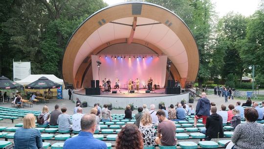 Bezpłatne treningi i koncerty dla seniorów w Lublinie