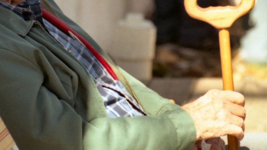 Bezpłatny urlop albo zwolnienia. Trudna sytuacja w DPS