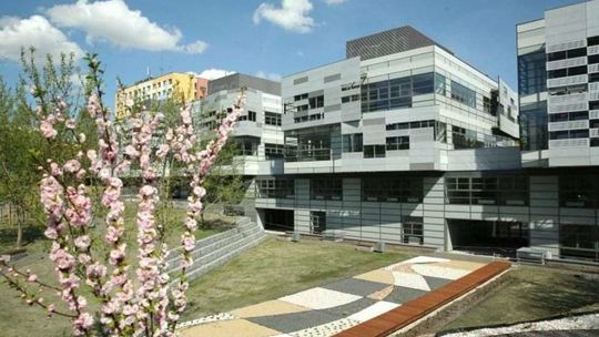 Bezużyteczny sprzęt i brak laboratoriów w chlubie naukowej UMCS. CBA donosi do prokuratury