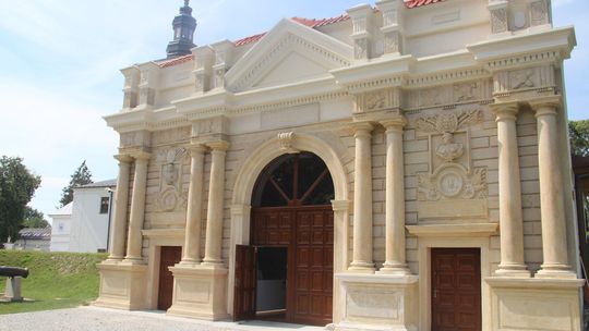 Biała Podlaska. Brama Radziwiłłowska wygląda już znacznie lepiej