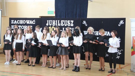 Biała Podlaska: "Czwórka" uczy już 100 lat. Jubileusz szkoły