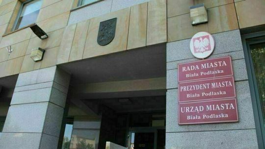 Biała Podlaska: Czy radnym potrzeba kodeksu etyki? "Pan powinien naprawdę wziąć jakieś sole trzeźwiące"