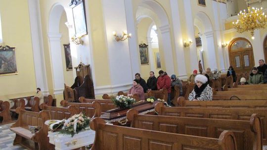 Biała Podlaska. Dziś odbył się pogrzeb ofiar tragicznego pożaru