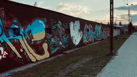 Biała Podlaska: Graffiti dla Ukrainy. "Nie narzucaliśmy koncepcji artystom"