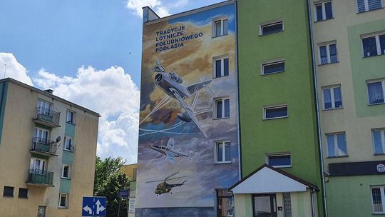 Biała Podlaska ma kolejny mural. Tym razem na bloku 