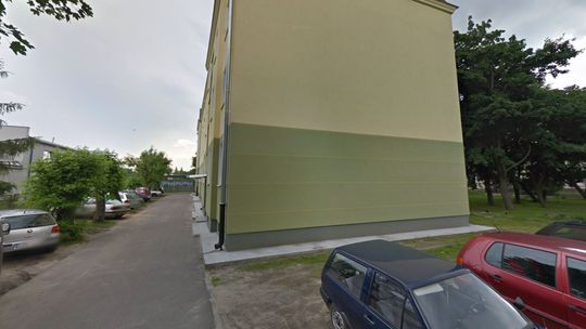 Biała Podlaska: Mieszkańcy skarżą się na parking przy bloku