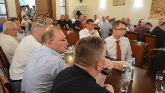 Biała Podlaska: Mniejsza trybuna i tańszy stadion. Są pierwsze ustalenia 