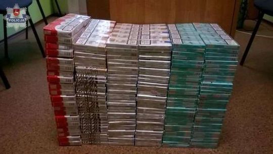 Biała Podlaska: Nielegalne papierosy i spirytus u 69-latki