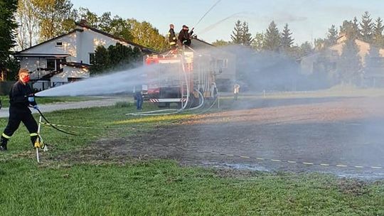 Biała Podlaska. Nowe boisko Orzechówka. Pomogło miasto i strażacy OSP