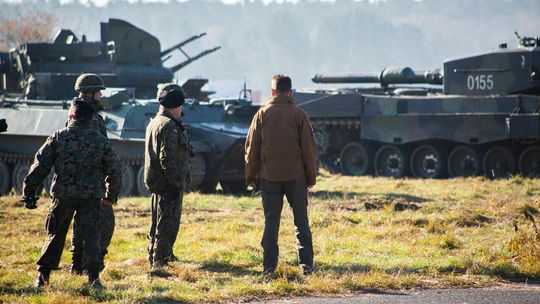 Biała Podlaska: Pancerni pokonali 770 kilometrów. Przywieźli też czołgi [zdjęcia]