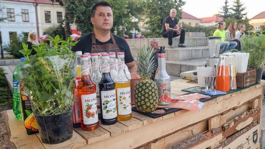 Biała Podlaska: Piwo i popcorn podczas koncertów. Kto sprzeda?