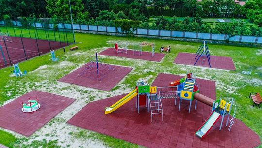 Biała Podlaska: Place zabaw i siłownie plenerowe już otwarte 